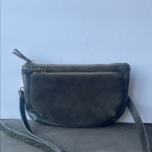 REMI/ REID Chic Dark Green Crossbody Bag Vegan Leather and Suede EUC
